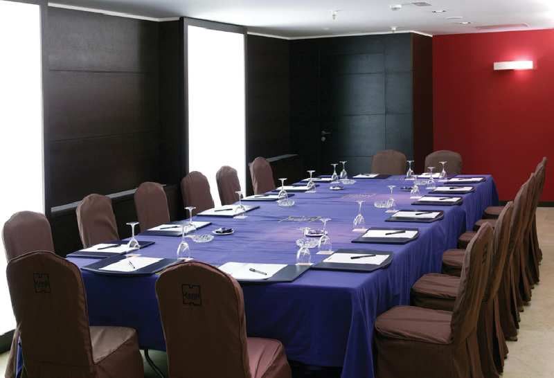 Zenit Don Yo Hotel Zaragoza Kemudahan gambar