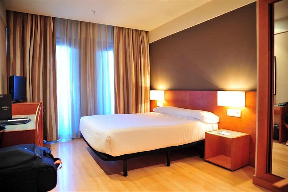 Zenit Don Yo Hotel Zaragoza Luaran gambar