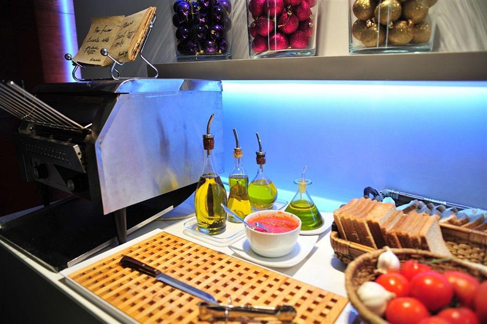 Zenit Don Yo Hotel Zaragoza Luaran gambar